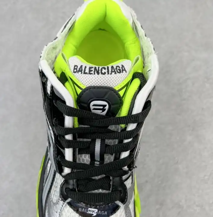 hype Balenciaga Sneakers