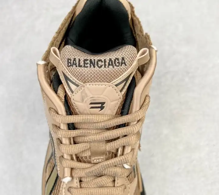 hype Balenciaga Sneakers