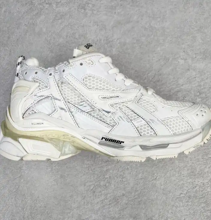 hype Balenciaga Sneakers