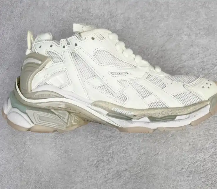 hype Balenciaga Sneakers