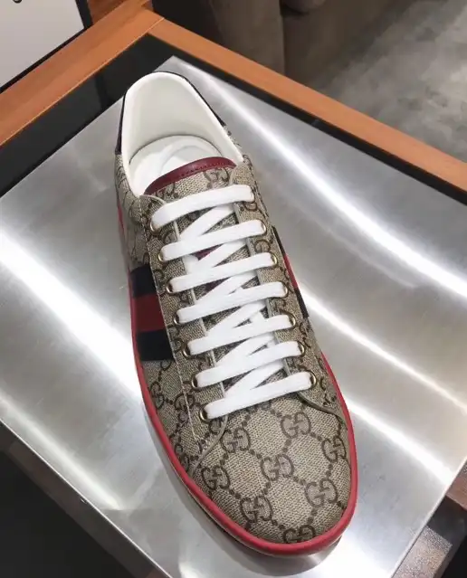 hype Gucci Sneakers