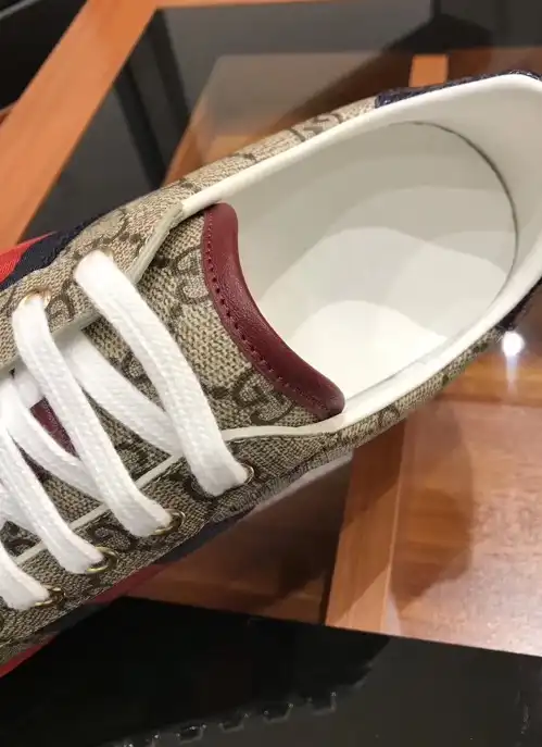 hype Gucci Sneakers