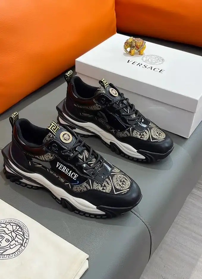 hype Givenchy Sneakers