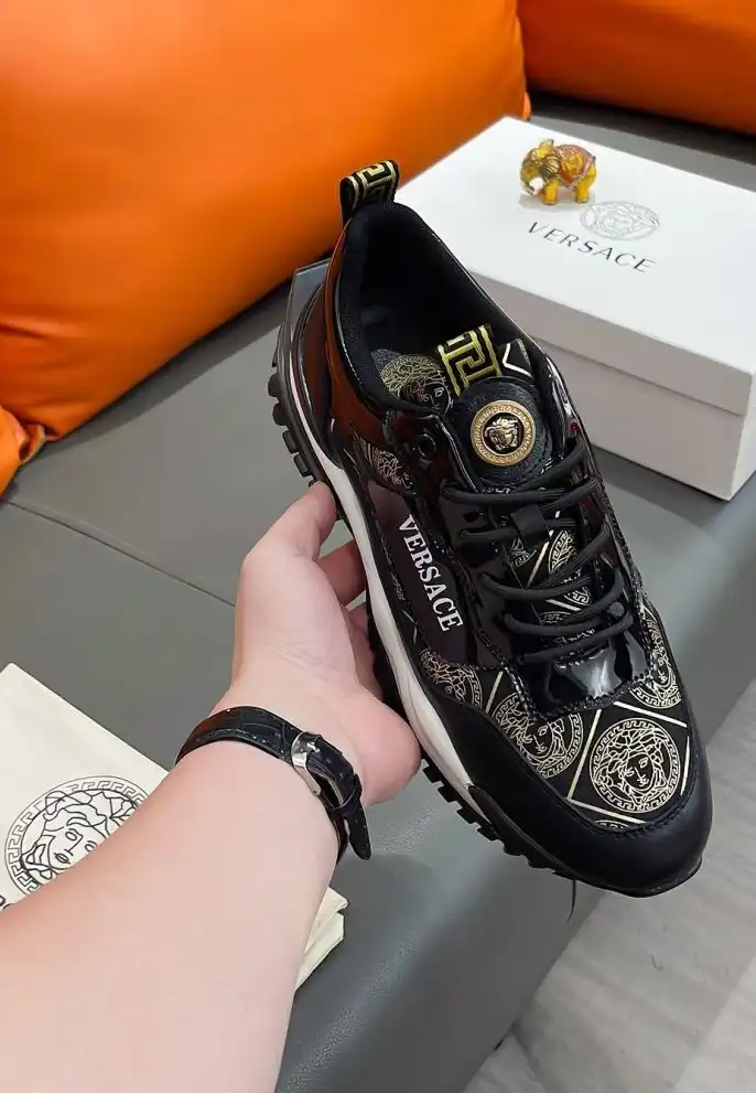 hype Givenchy Sneakers