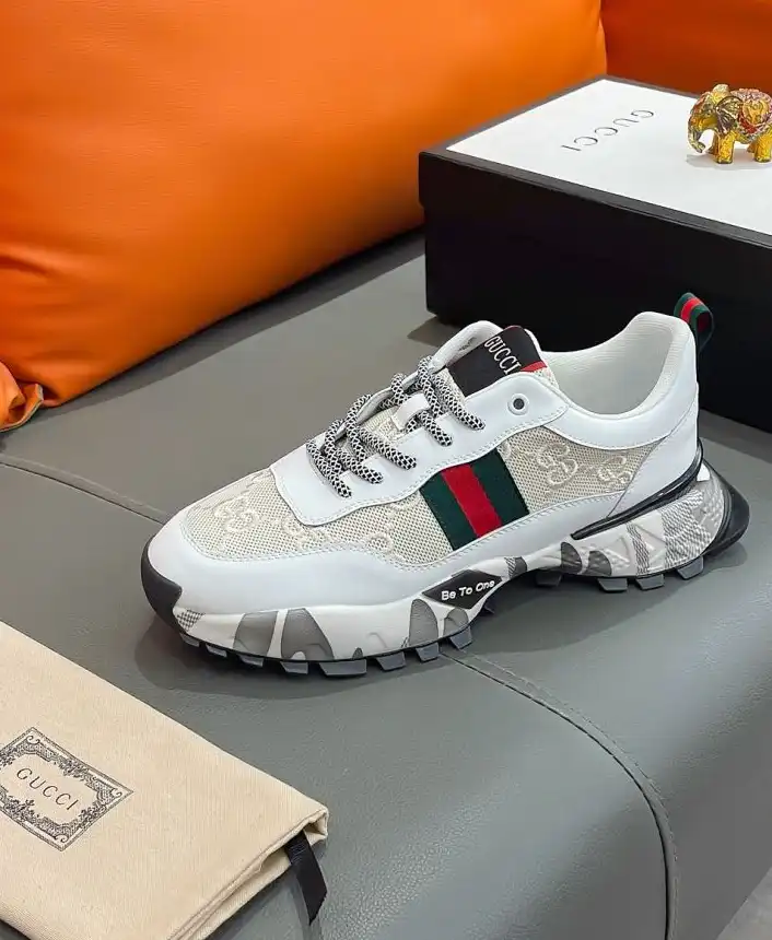 hype Gucci Sneakers