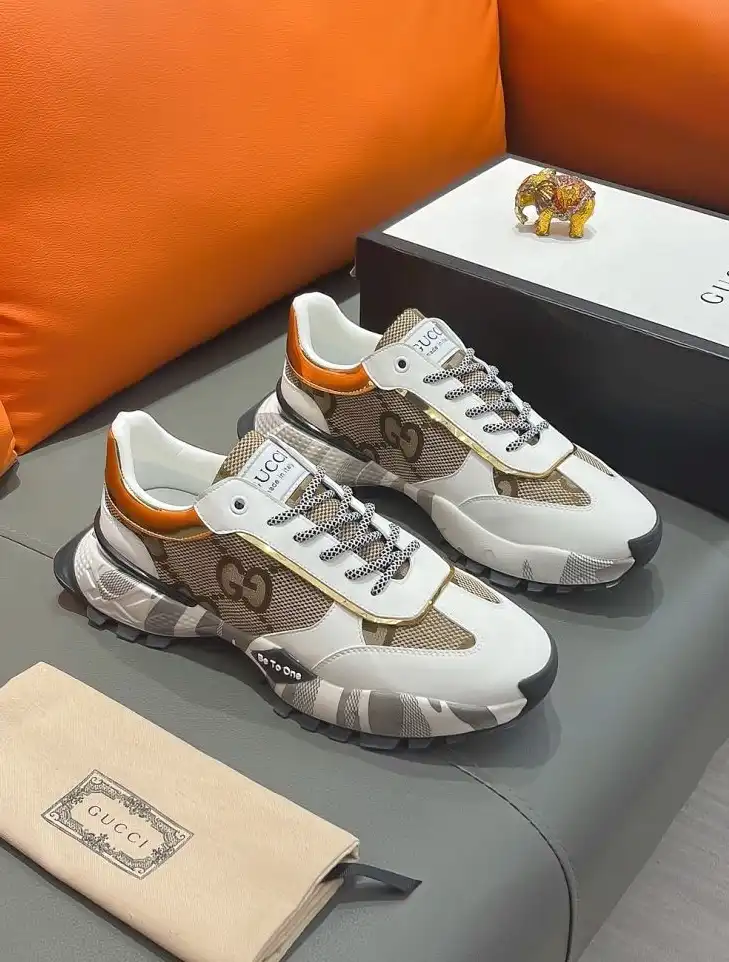 hype Gucci Sneakers