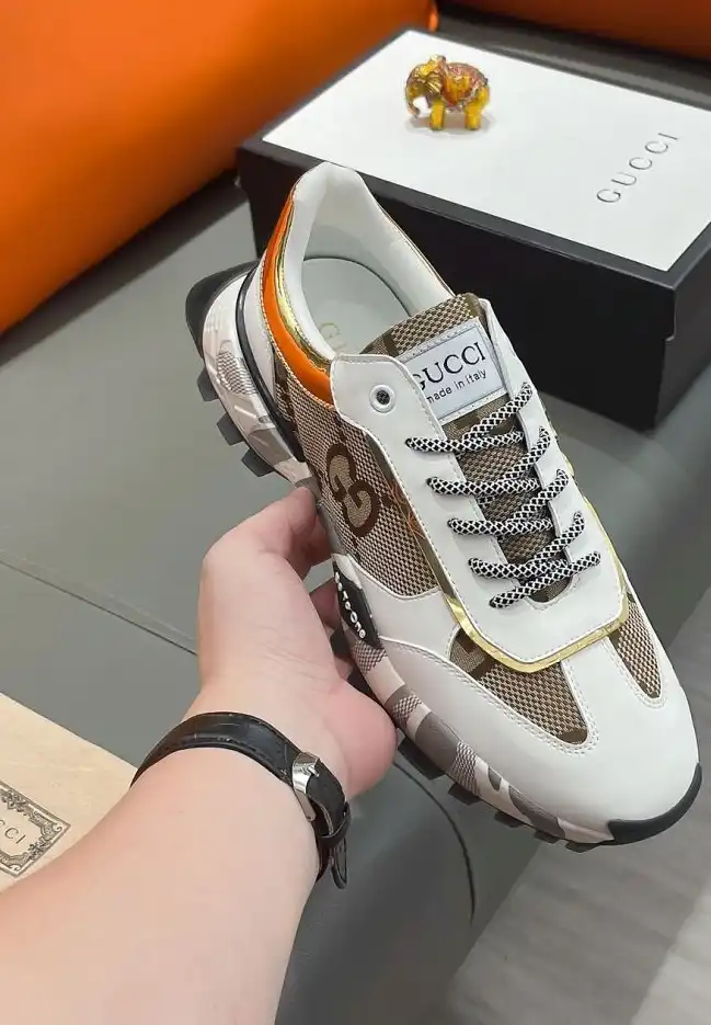 hype Gucci Sneakers