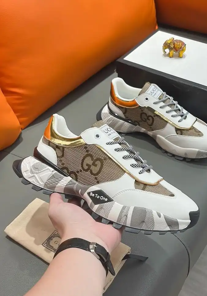 hype Gucci Sneakers