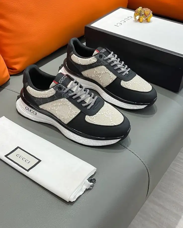 hype Gucci Sneakers