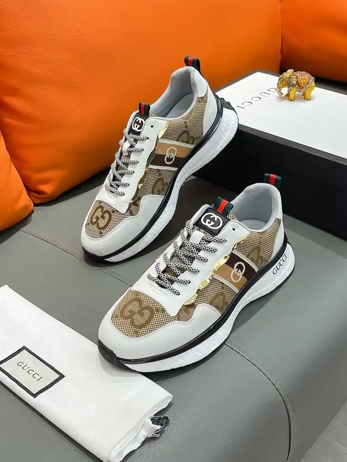 hype Gucci Sneakers