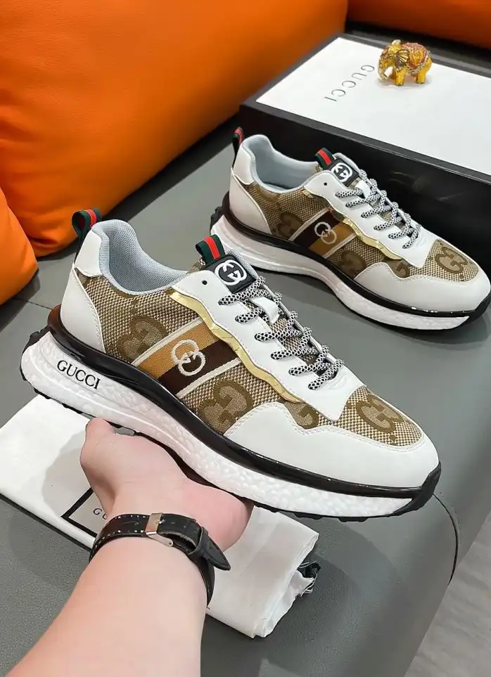 hype Gucci Sneakers