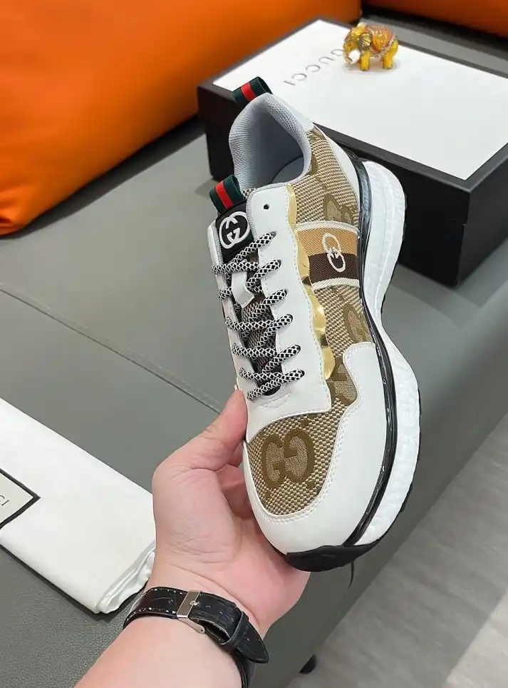 hype Gucci Sneakers