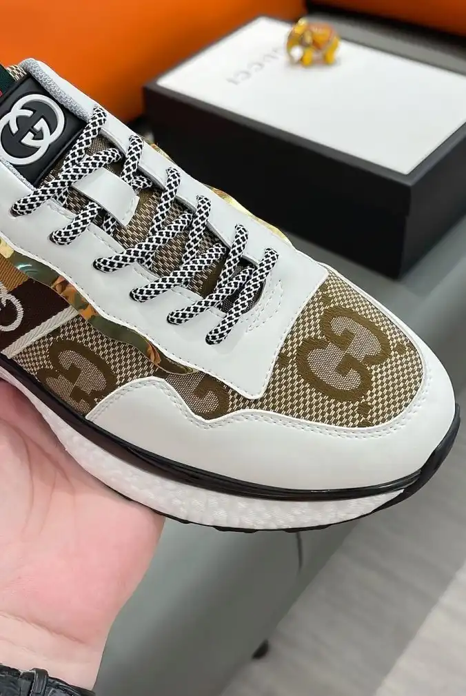 hype Gucci Sneakers