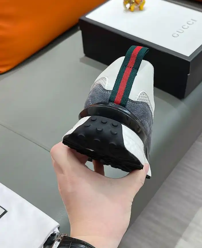 hype Gucci Sneakers