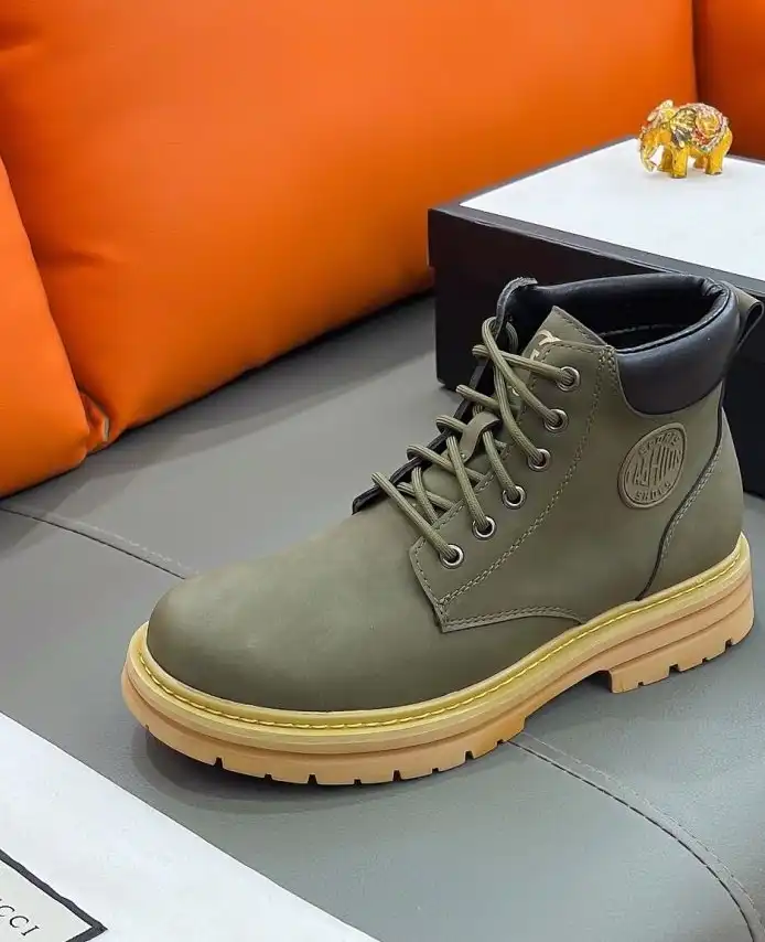 hype Gucci Boots