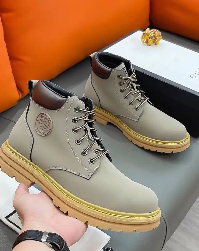 hype Gucci Boots