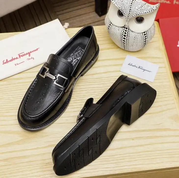 hype Ferragamo Leather Shoes