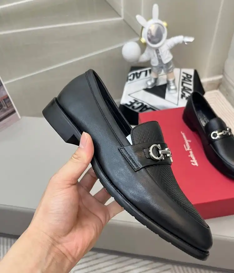 hype Ferragamo Leather Shoes