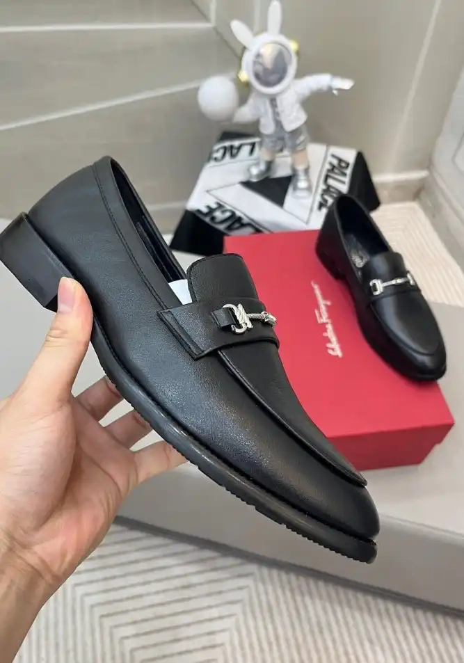 hype Ferragamo Leather Shoes