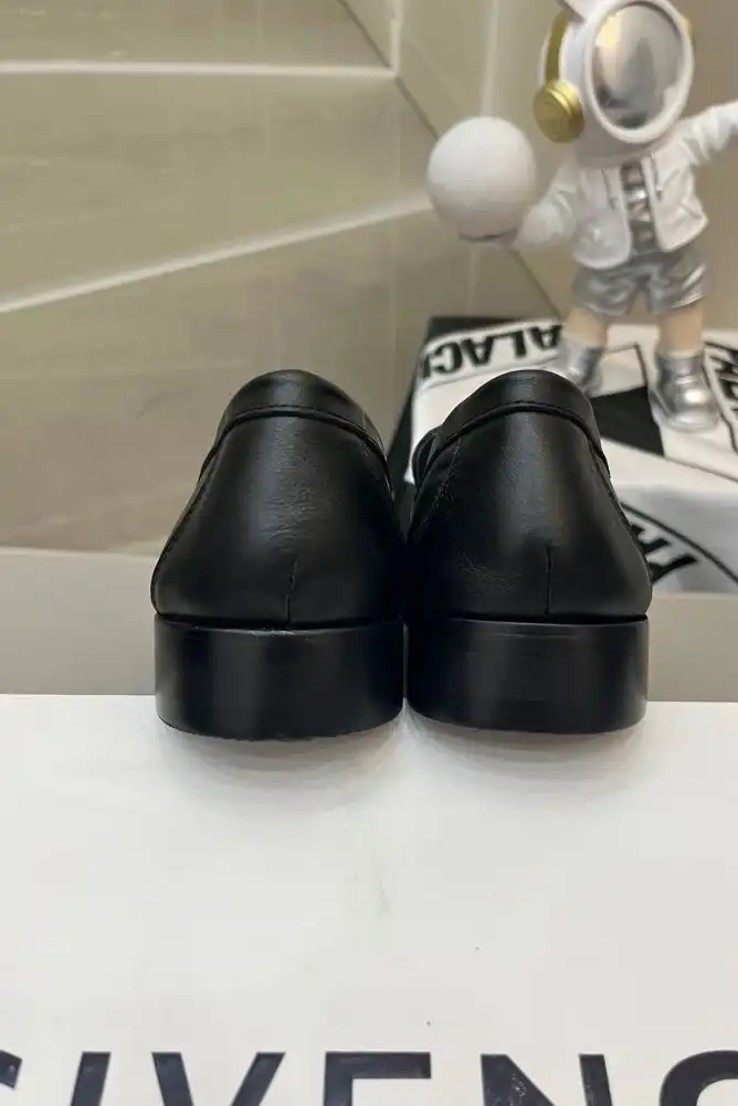 hype Givenchy Leather Shoes