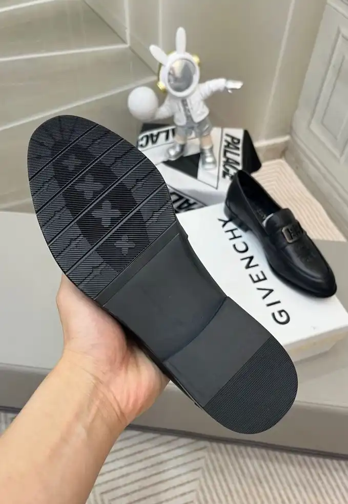 hype Givenchy Leather Shoes