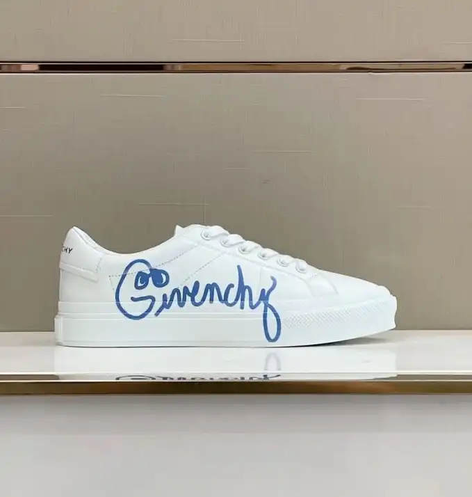 hype Givenchy Sneakers