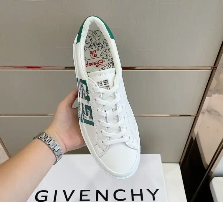 hype Givenchy Sneakers