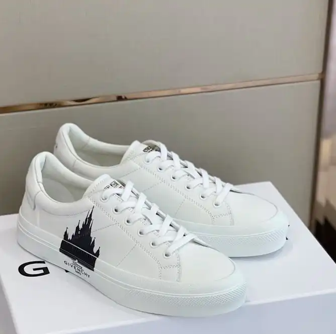 hype Givenchy Sneakers