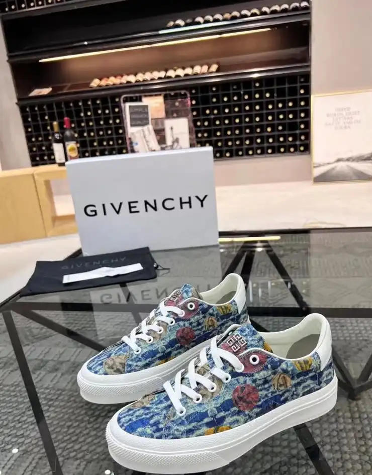 hype Givenchy Sneakers