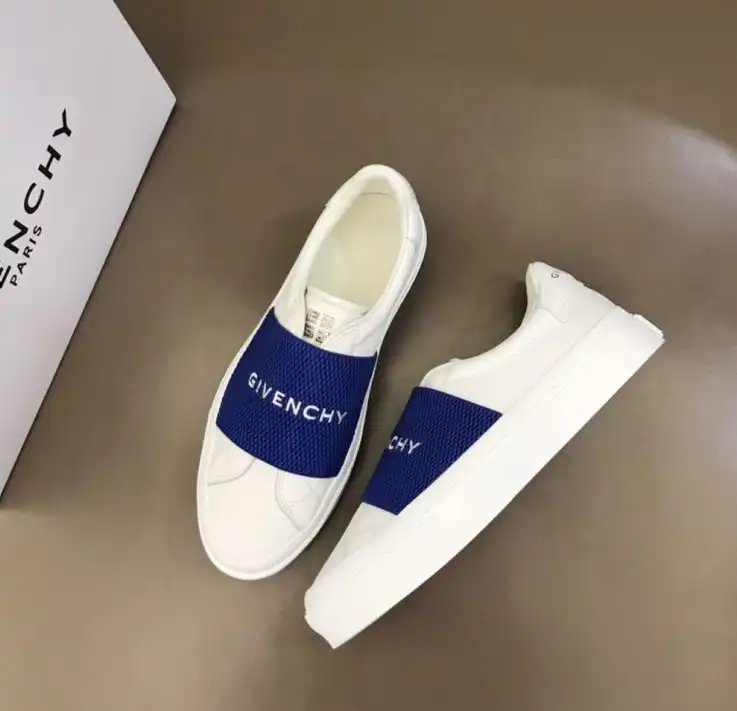 hype Givenchy Sneakers