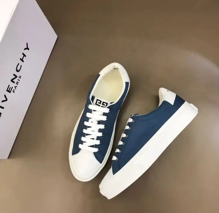 hype Givenchy Sneakers