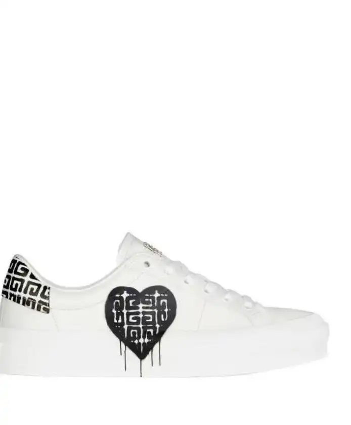 hype Givenchy Sneakers