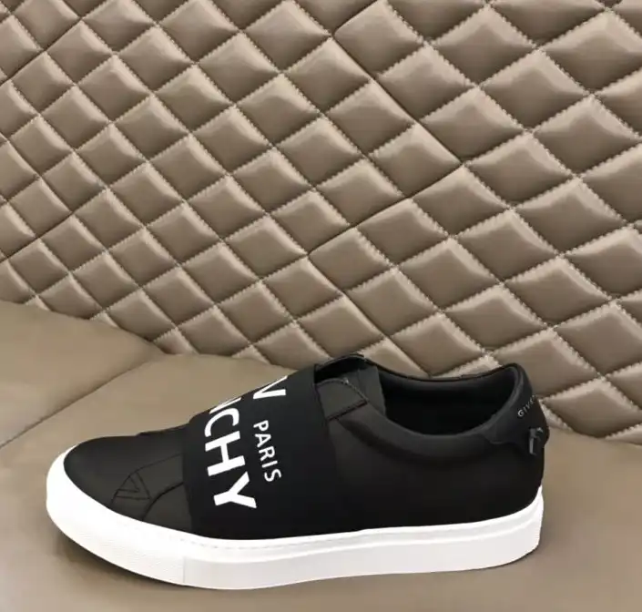 hype Gucci Sneakers