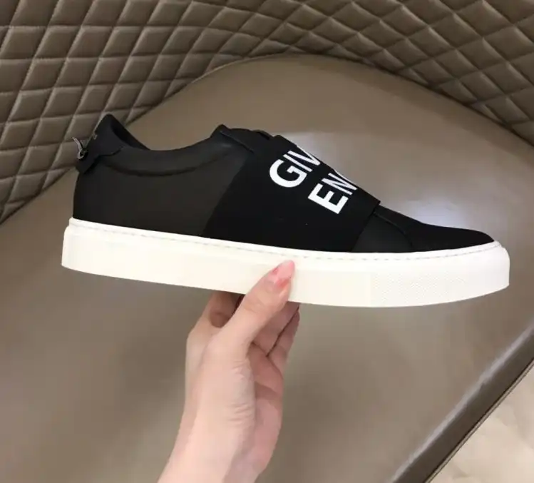 hype Gucci Sneakers