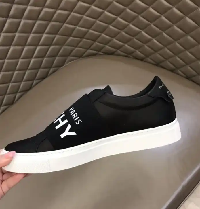 hype Gucci Sneakers