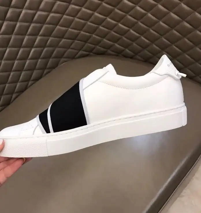 hype Gucci Sneakers