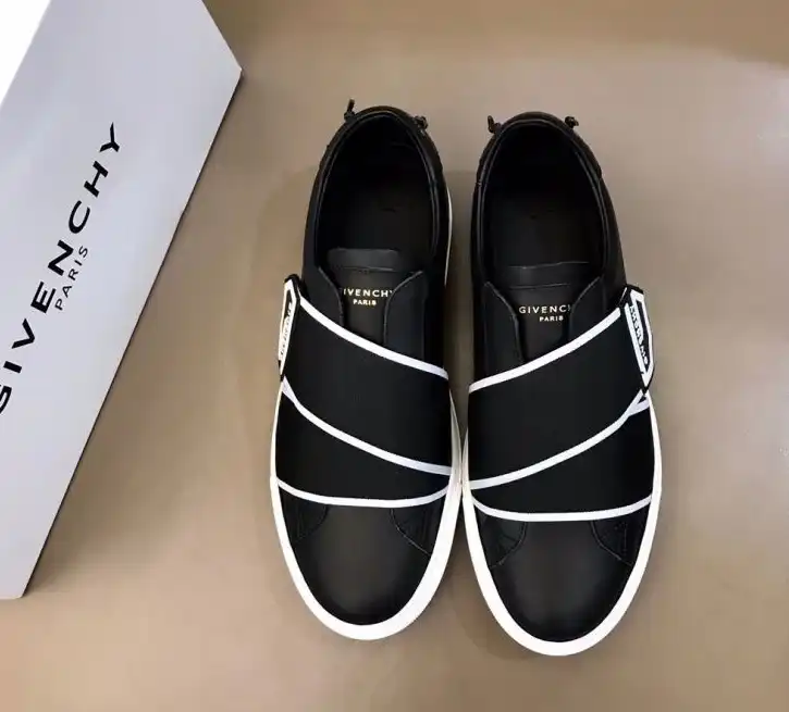 hype Gucci Sneakers