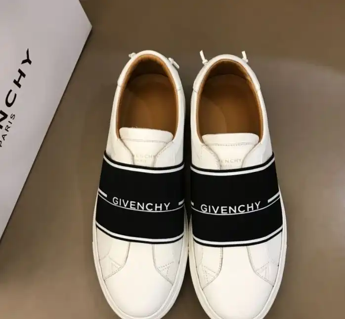 hype Gucci Sneakers