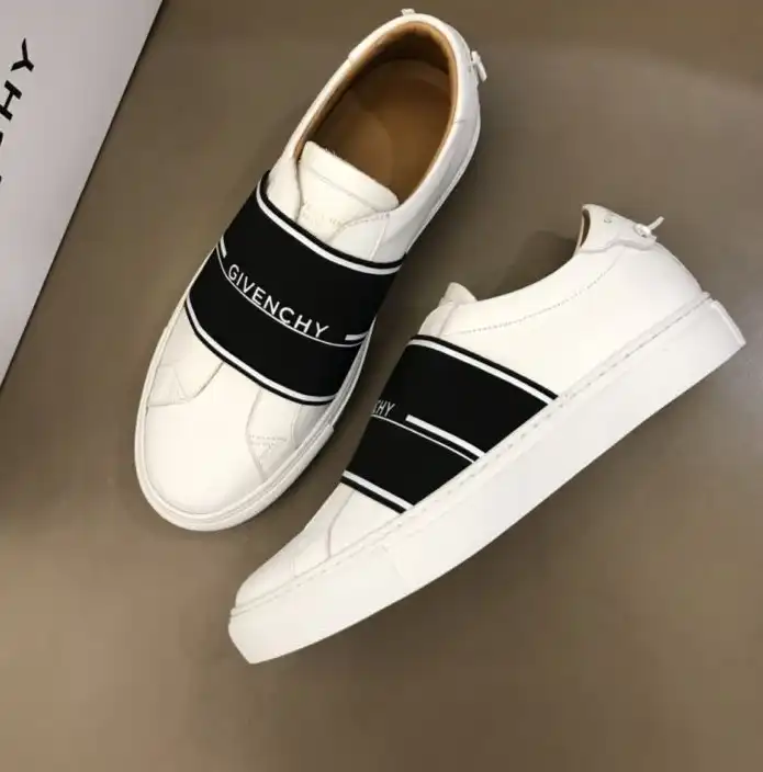 hype Gucci Sneakers