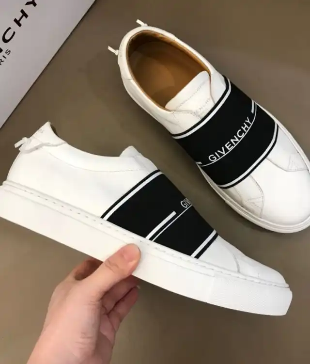 hype Gucci Sneakers