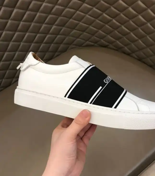 hype Gucci Sneakers