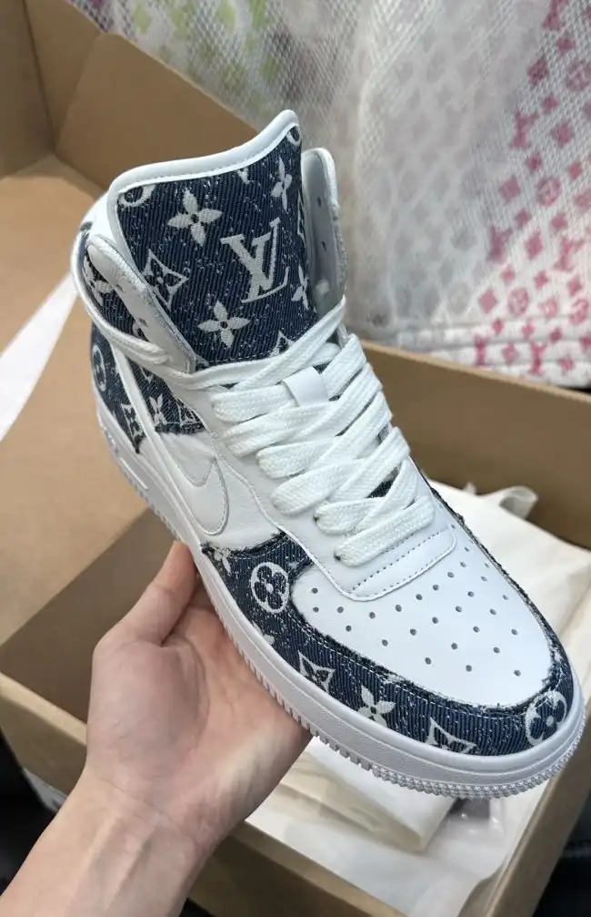 hype Louis Vuitton Sneakers