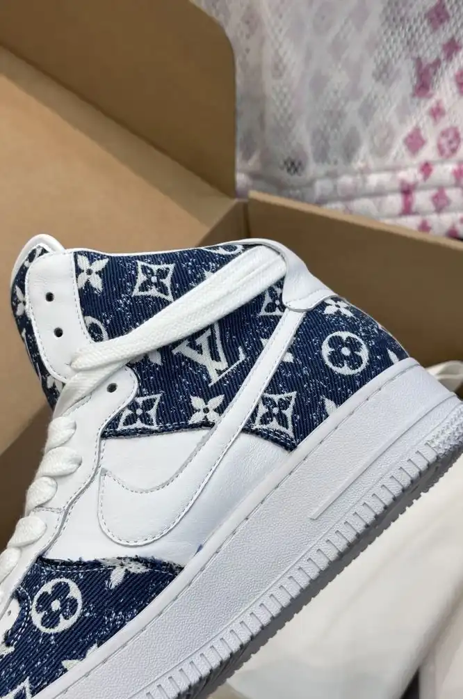 hype Louis Vuitton Sneakers