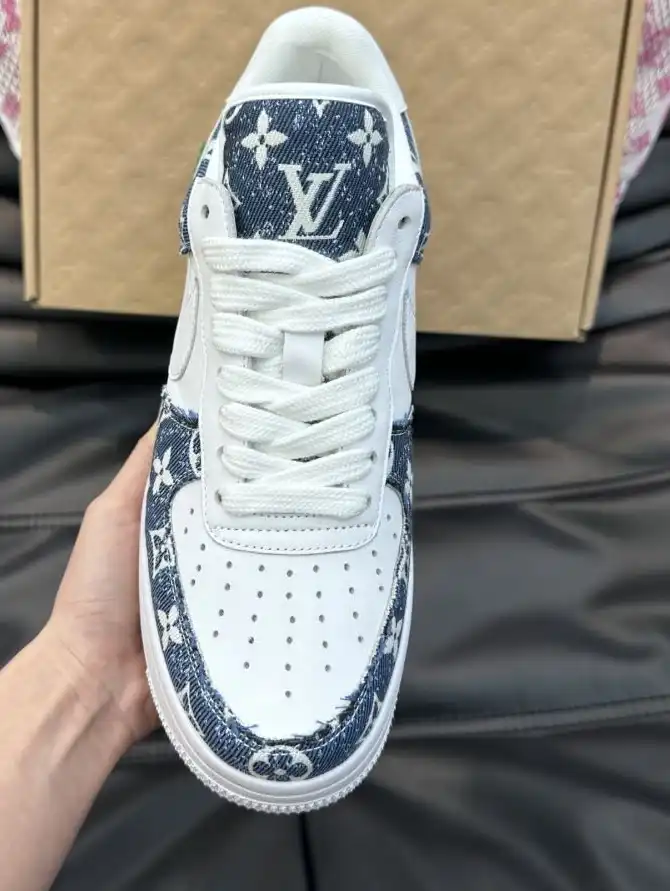 hype Louis Vuitton Sneakers