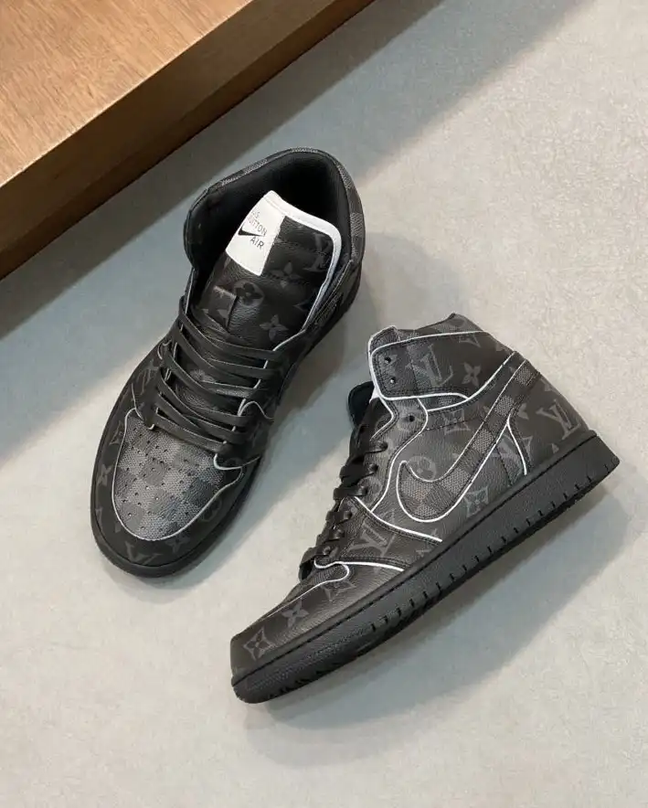 hype Louis Vuitton Sneakers