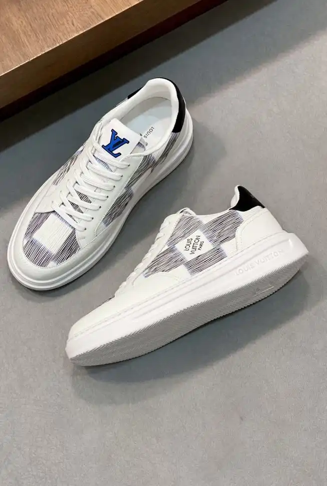 hype Louis Vuitton Sneakers