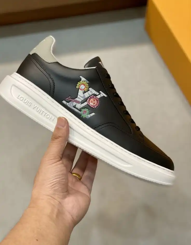 hype Louis Vuitton Sneakers