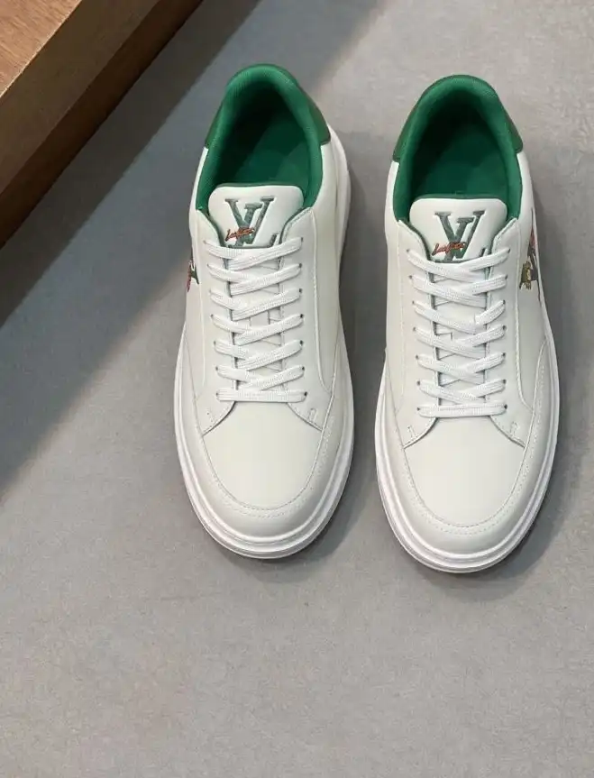 hype Louis Vuitton Sneakers