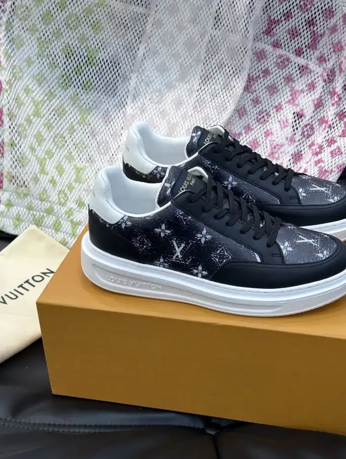 hype Louis Vuitton Sneakers