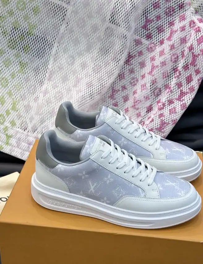 hype Louis Vuitton Sneakers